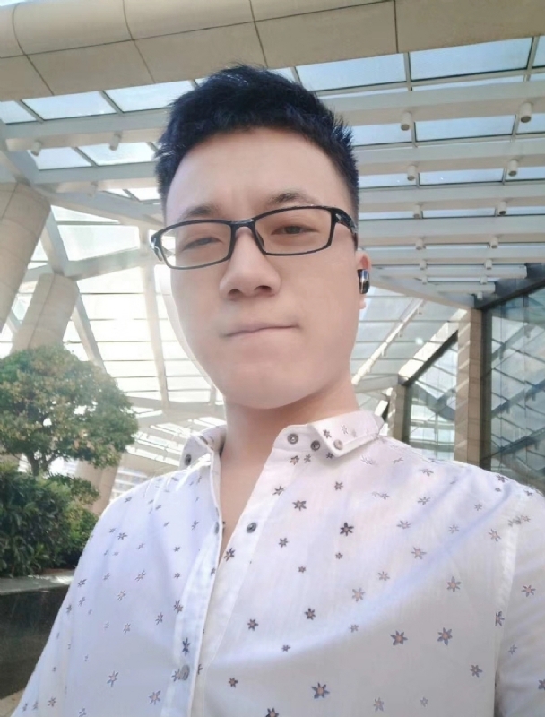 你是人间四月天的第一张照片--吕梁中老年相亲网